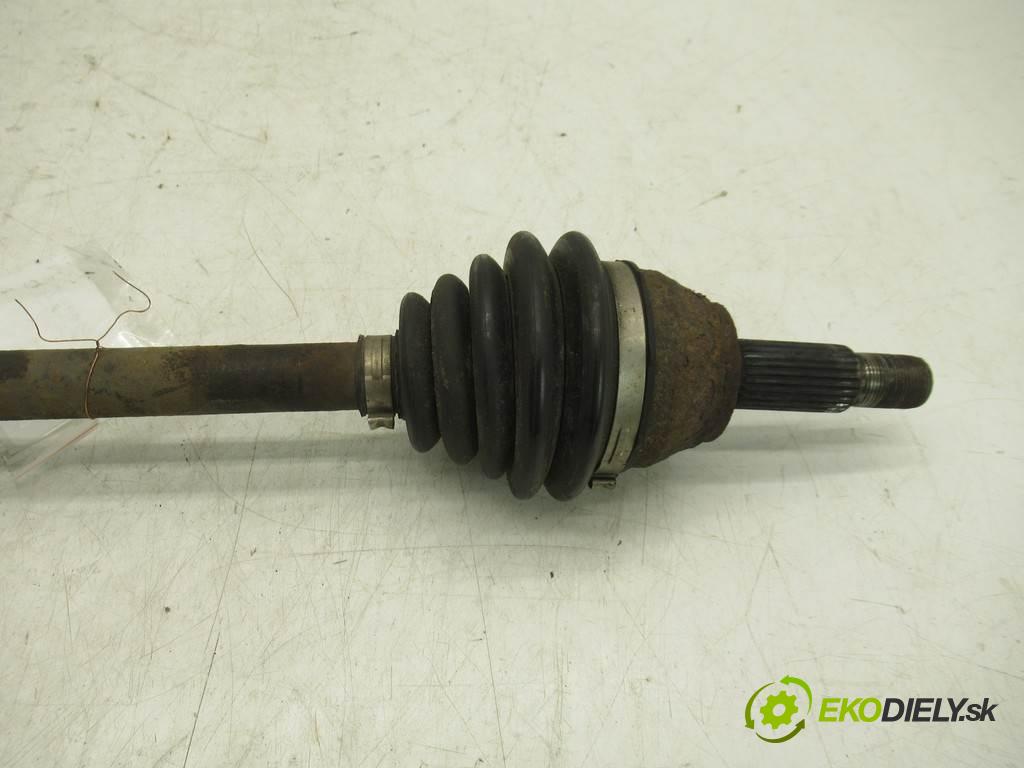 Mazda 2 I  2007 59 kw 1.4B 80KM 02-07 1400 Poloos pravá  (Poloosy)