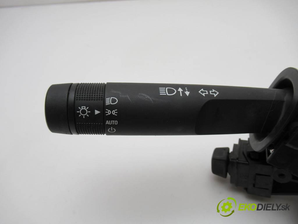 Chevrolet Corvette C7    .  Prepínač kombinovaný 84238479 (Prepínače, spínače, tlačidlá a ovládače kúrenia)