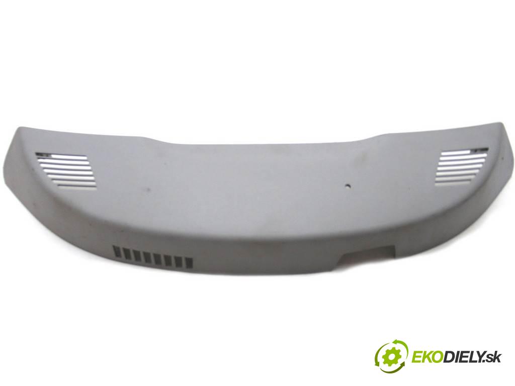 Chevrolet Corvette C7    .  Kryt čalunenie