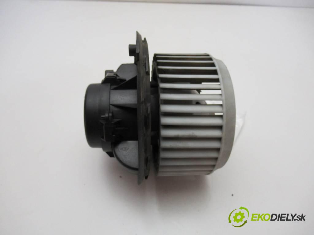 Alfa Romeo 147  2003  HATCHBACK 5D 1.9JTD 115KM 00-10 1900 Ventilátor ventilátor kúrenia 52488448 (Ventilátory kúrenia)