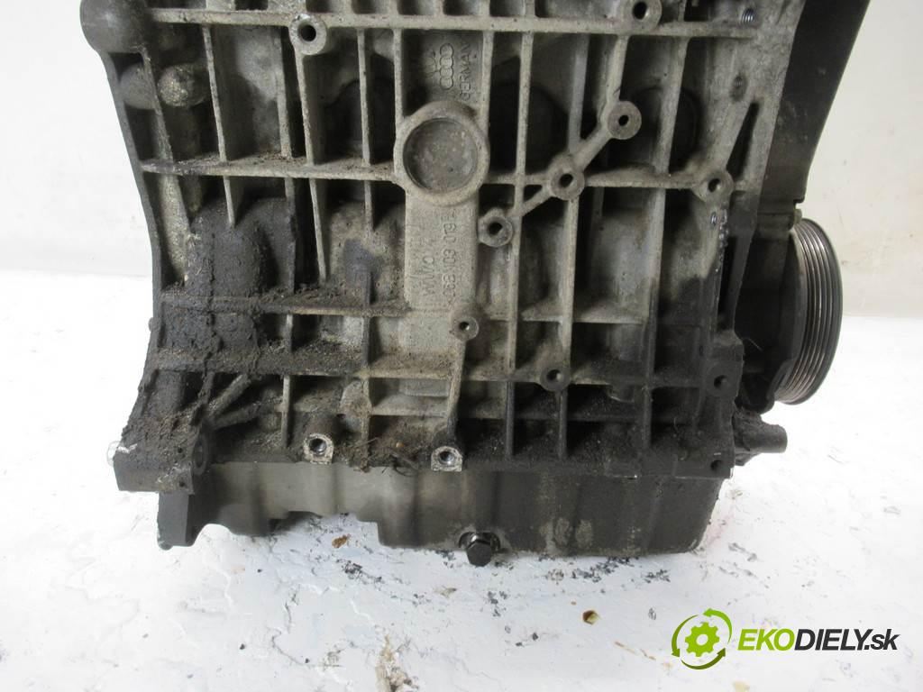 Volkswagen Golf IV  1998 74 kw HATCHBACK 3D 1.6B 100KM 97-03 1600 Motor AKL (Motory (kompletné))