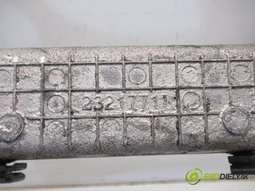 Chevrolet Corvette C7    .  nápravnica zad