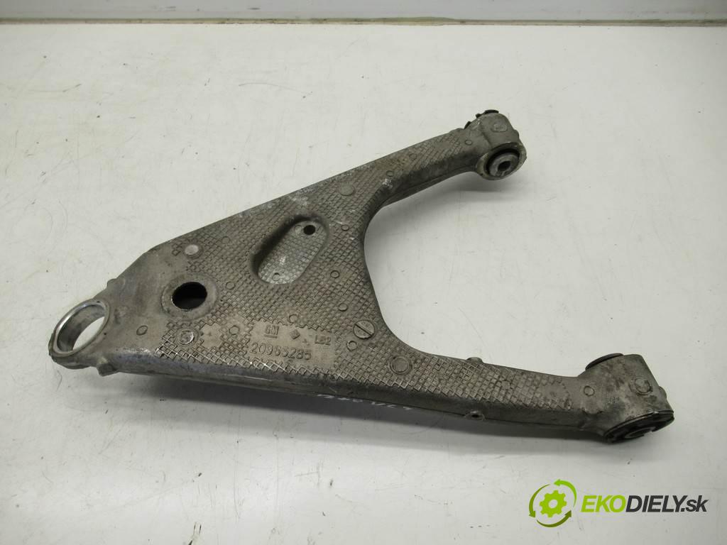 Chevrolet Corvette C7    .  Rameno zad pravy  (Ostatné)