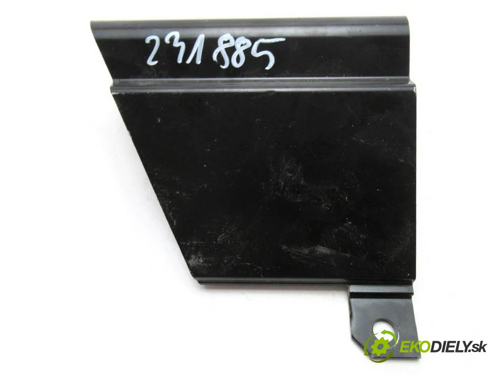 Chevrolet Corvette C7    .  držiak rám zad ľavy