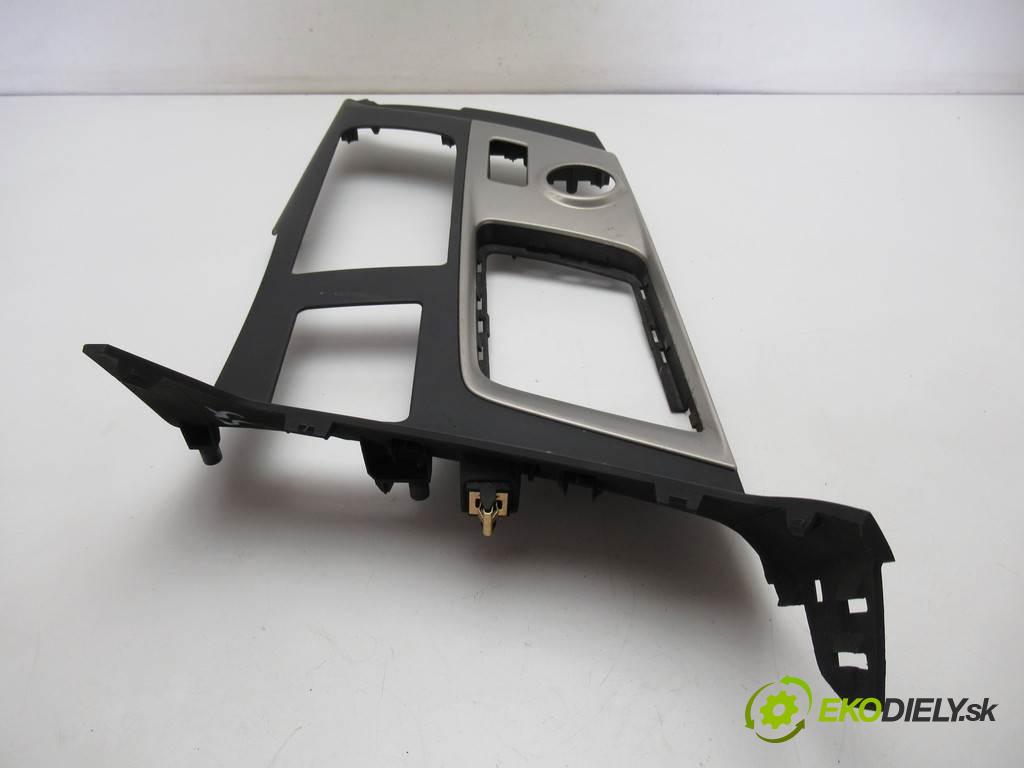 Chevrolet Corvette C7    .  Clona tunelu 22940550