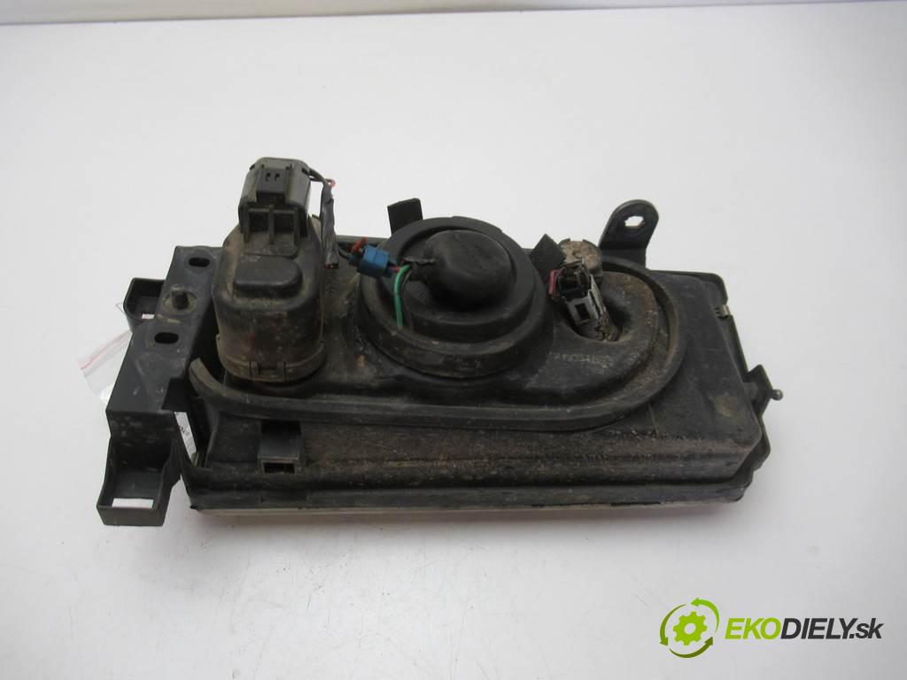 Nissan Terrano II  1994 91 kw 2.4B 124KM 93-06 2400 Svetlomet pravy  (Pravé)