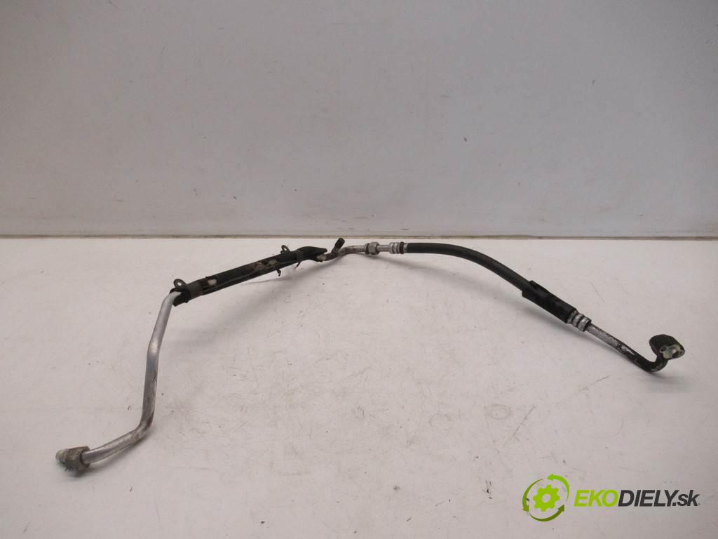 Nissan Terrano II  1994 91 kw 2.4B 124KM 93-06 2400 rúrka klimatizácie  (Rúrky klimatizácie)