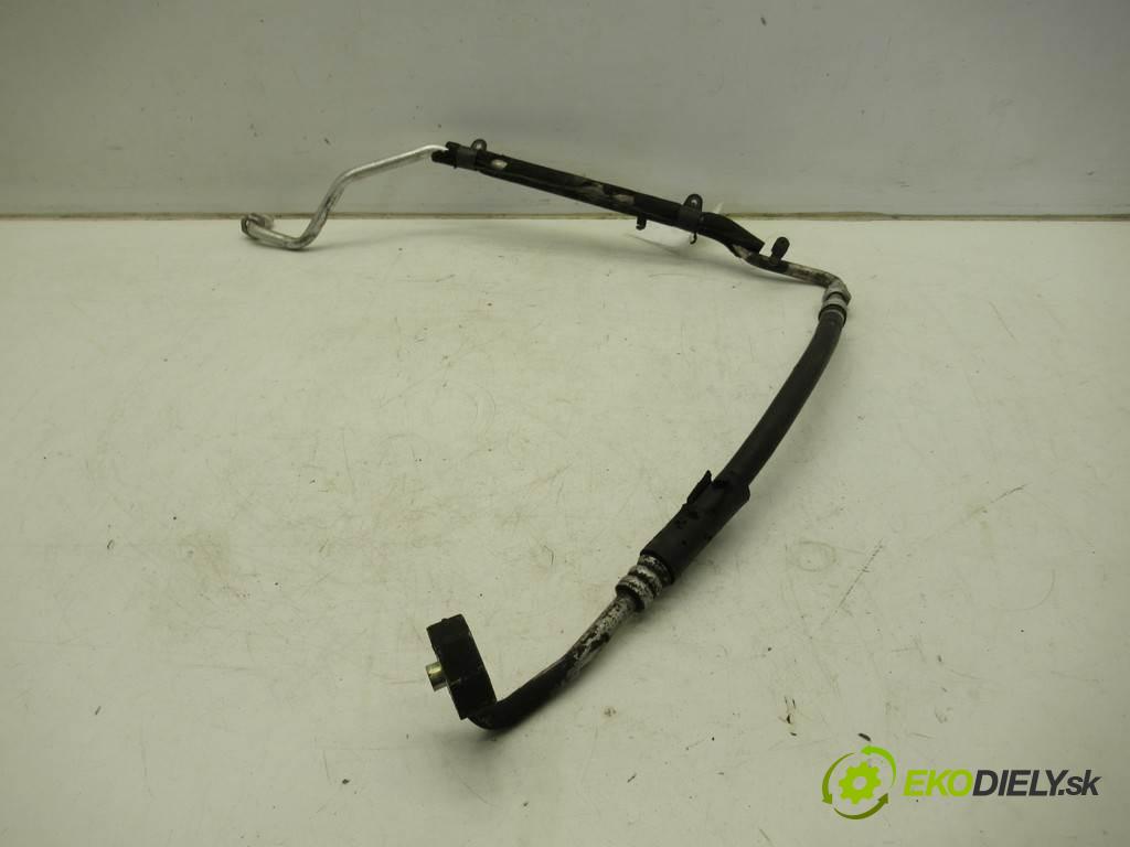 Nissan Terrano II  1994 91 kw 2.4B 124KM 93-06 2400 rúrka klimatizácie  (Rúrky klimatizácie)