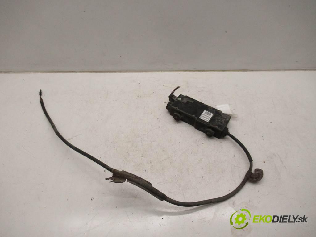 Renault Espace IV    3.0DCI 177KM 02-06  brzda ruční elektrický 8200418646 (Ruční brzdy)