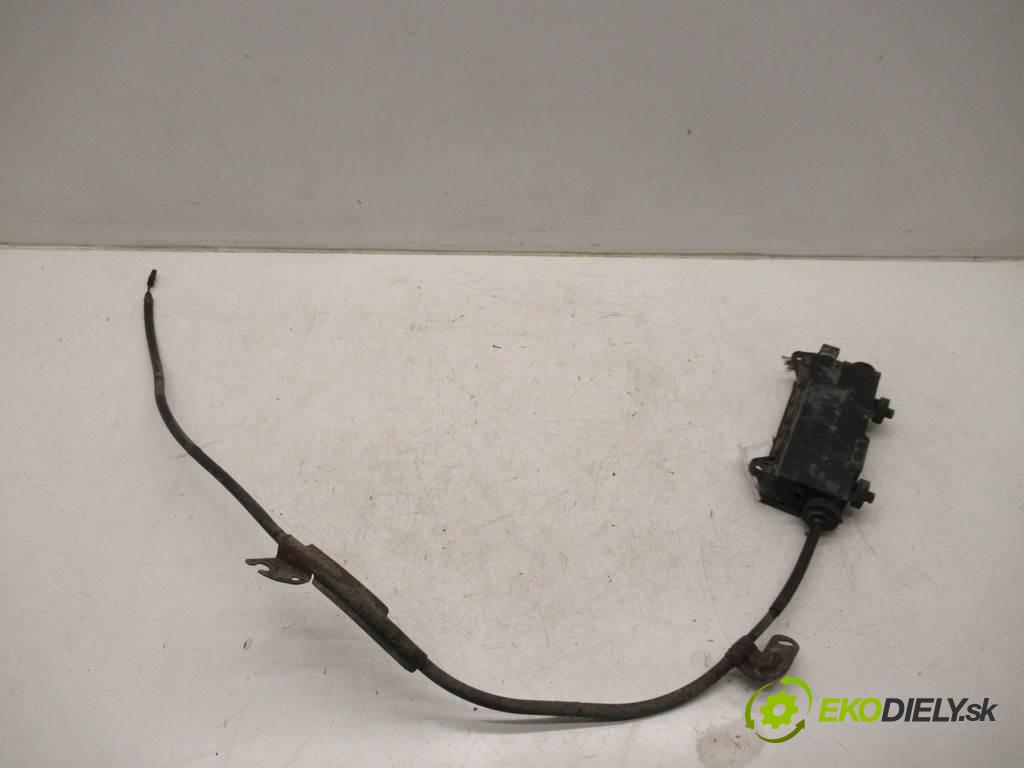 Renault Espace IV    3.0DCI 177KM 02-06  brzda ruční elektrický 8200418646 (Ruční brzdy)