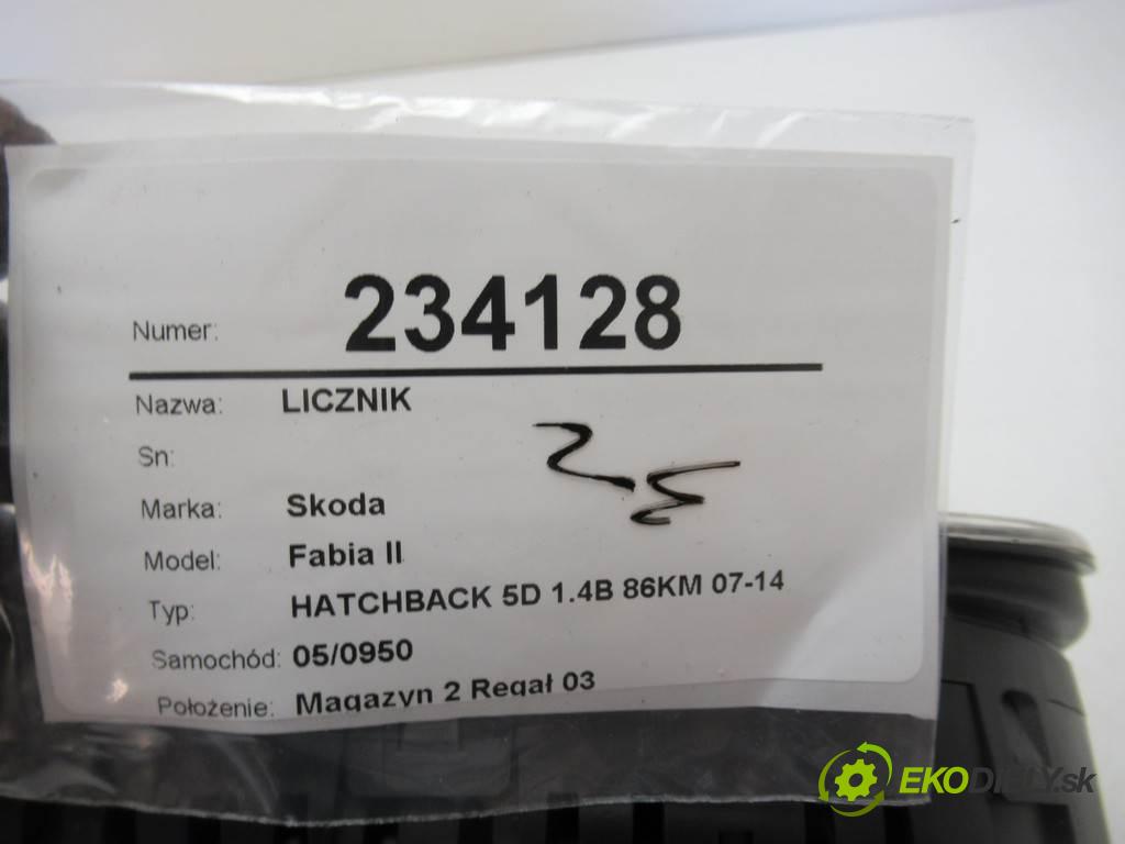 Skoda Fabia II  2008  HATCHBACK 5D 1.4B 86KM 07-14 1400 Prístrojovka 5J0920800B (Prístrojové dosky, displeje)