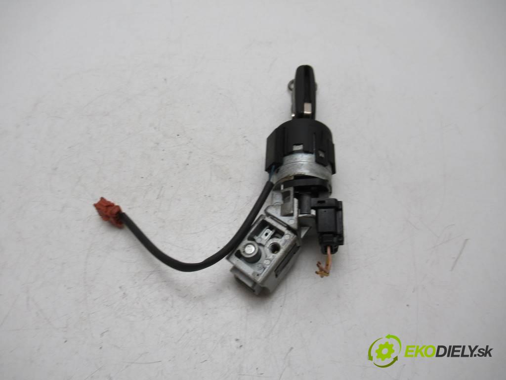 Peugeot 207  2008 54 kW HATCHBACK 5D 1.4B 73KM 06-12 1400 spínačka 36410600 (Spínací skříňky a klíče)