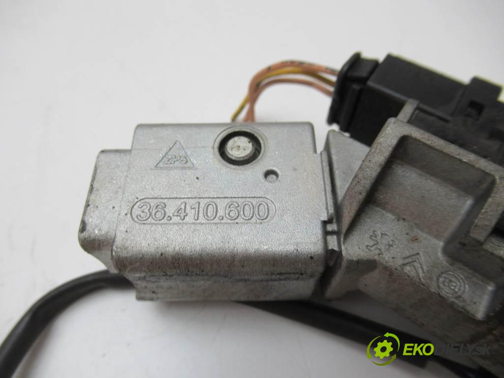 Peugeot 207  2008 54 kW HATCHBACK 5D 1.4B 73KM 06-12 1400 spínačka 36410600 (Spínací skříňky a klíče)