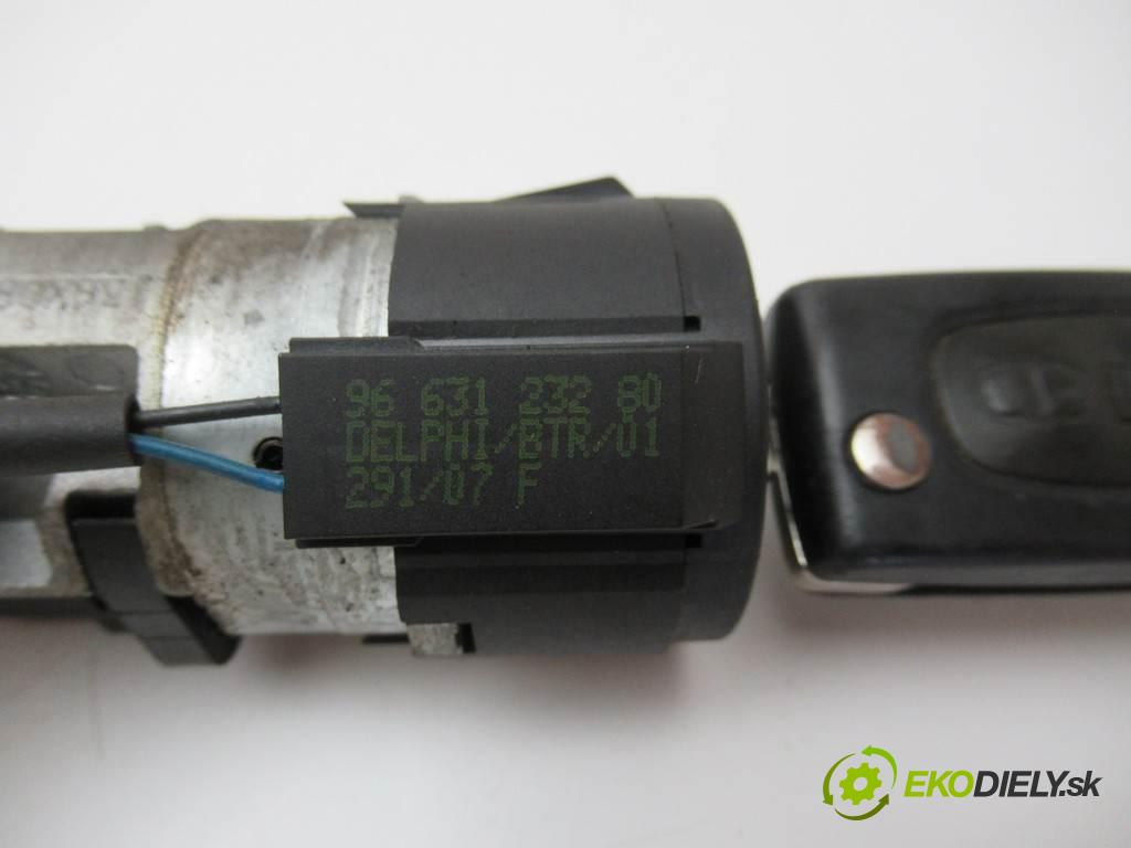 Peugeot 207  2008 54 kW HATCHBACK 5D 1.4B 73KM 06-12 1400 spínačka 36410600 (Spínací skříňky a klíče)