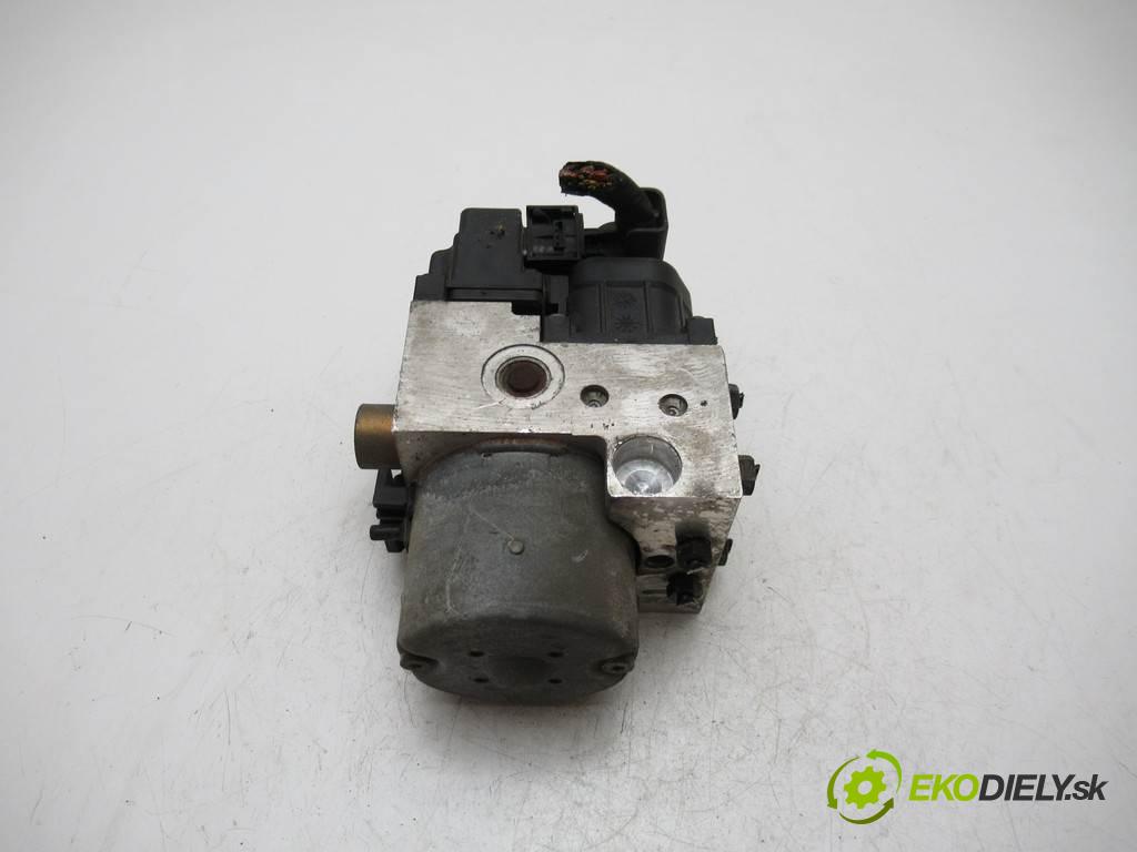 Volkswagen Passat B5  1997 74 kw SEDAN 4D 1.6B 101KM 96-00 1600 Pumpa ABS 8E0614111HL (Pumpy ABS)