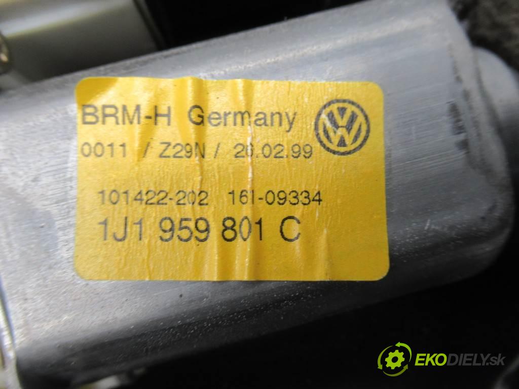 Volkswagen Bora  1999 85 kW SEDAN 4D 2.0B 115KM 98-05 2000 mechanismus okna přední část levý 1J4837729AA