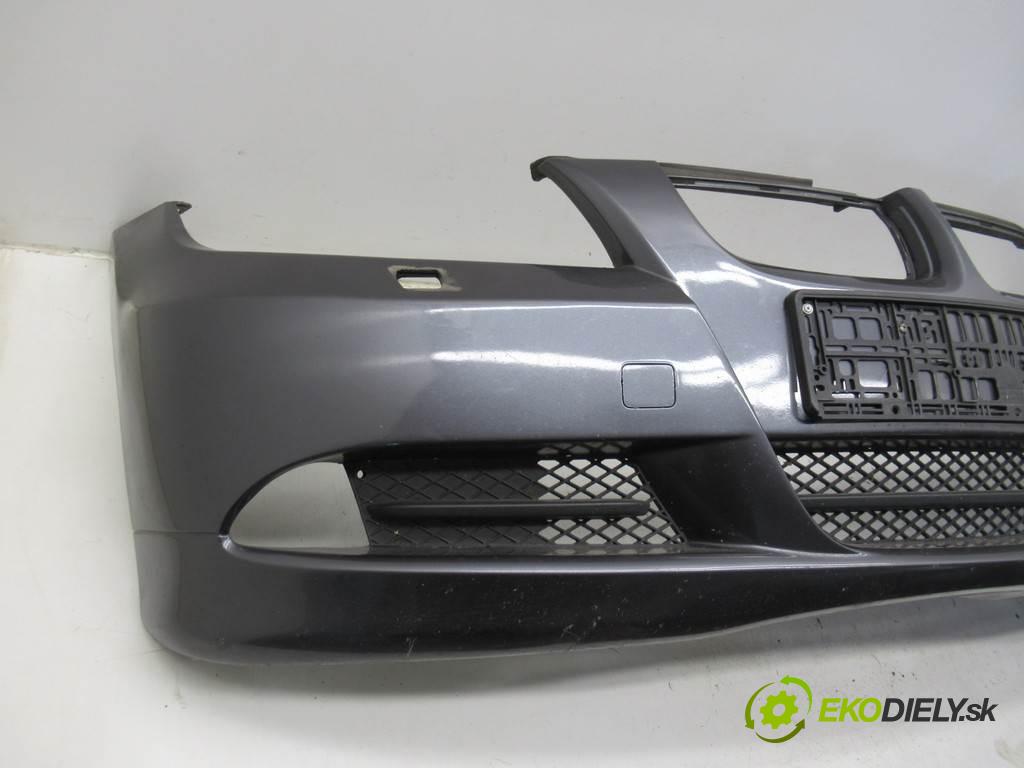 BMW E90  2005  KOMBI 5D 2.0D 163KM 04-08 2000 Nárazník predný  (Ostatné)