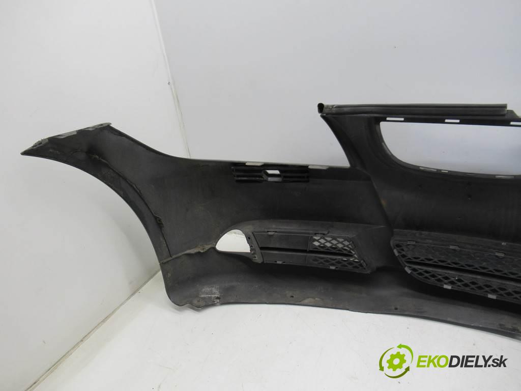 BMW E90  2005  KOMBI 5D 2.0D 163KM 04-08 2000 Nárazník predný  (Ostatné)