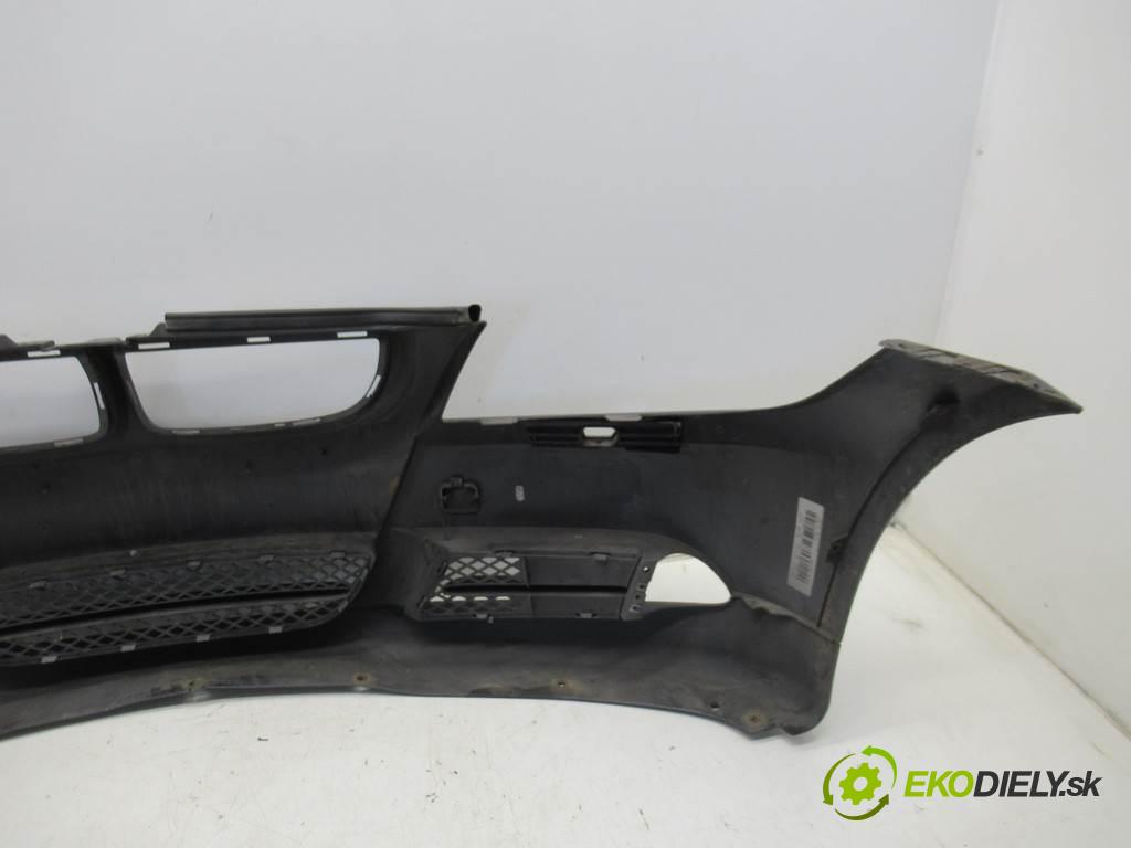 BMW E90  2005  KOMBI 5D 2.0D 163KM 04-08 2000 Nárazník predný  (Ostatné)