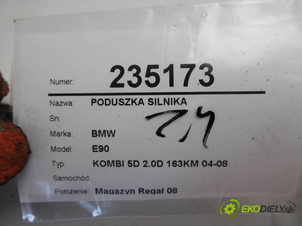 BMW E90    KOMBI 5D 2.0D 163KM 04-08  AirBag Motor 13981112 (Držiaky motora)