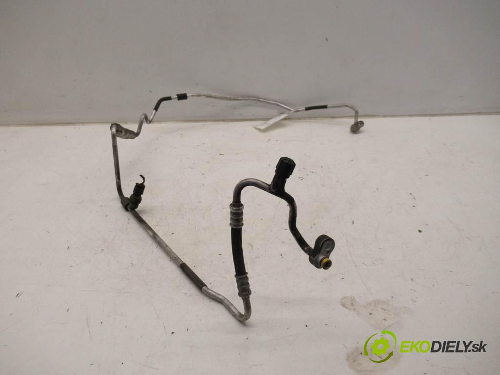 BMW E90    KOMBI 5D 2.0D 163KM 04-08  rúrka klimatizácie 6952992 (Rúrky klimatizácie)