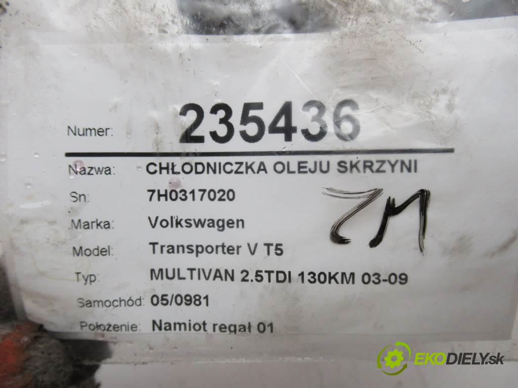 Volkswagen Transporter V T5  2004  MULTIVAN 2.5TDI 130KM 03-09 2500 chladič oleje převodovky 7H0317020 (Chladiče oleje)