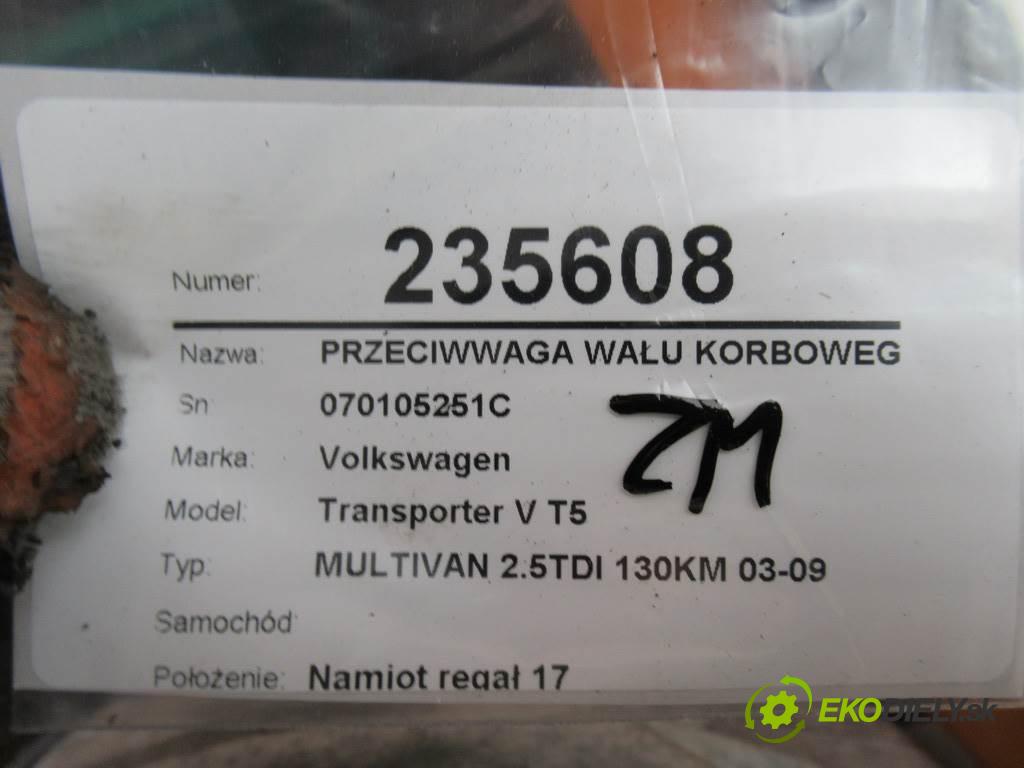Volkswagen Transporter V T5    MULTIVAN 2.5TDI 130KM 03-09  hřídele klikového 070105251C