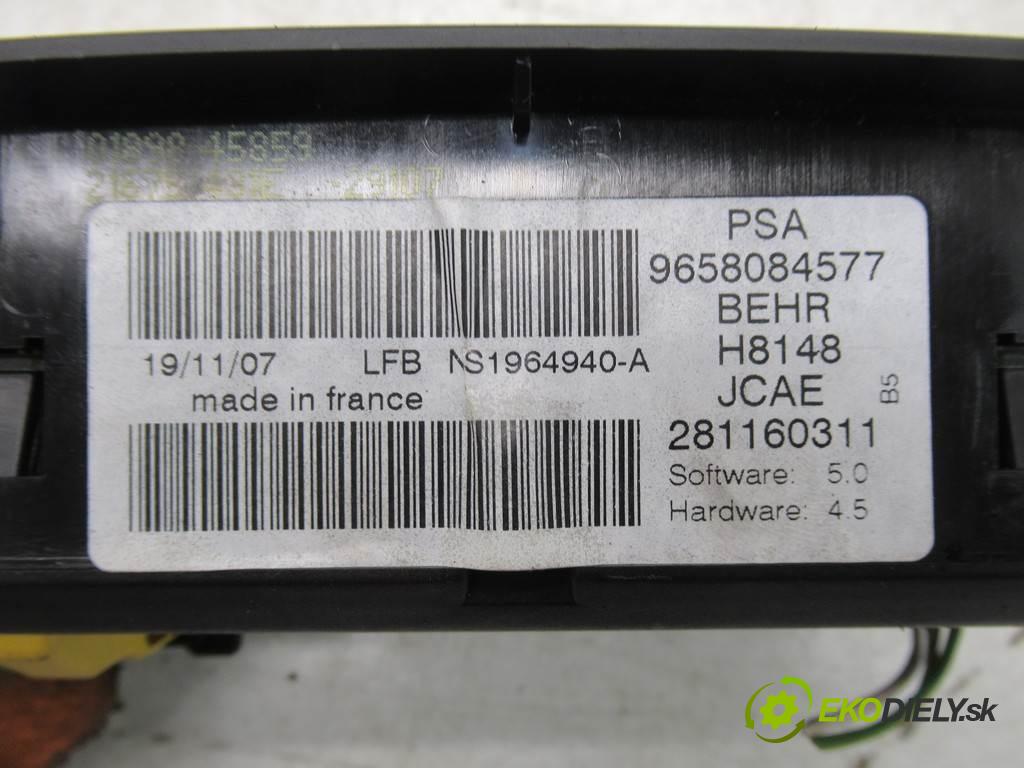 Citroen C4  2007 80 kW HATCHBACK 5D 1.6B 109KM 04-10 1600 Panel ovládania kúrenia 9658084577 (Prepínače, spínače, tlačidlá a ovládače kúrenia)
