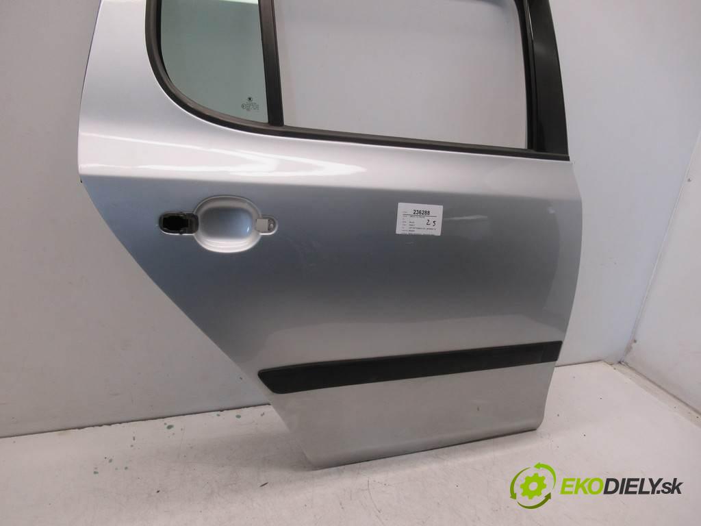 Skoda Fabia II  2010  LIFT HATCHBACK 5D 1.2B 69KM 10-14 1200 Dvere zad pravé