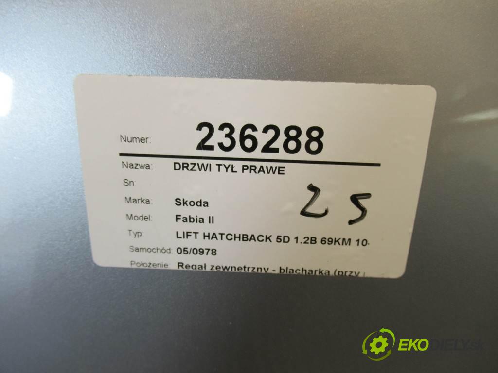 Skoda Fabia II  2010  LIFT HATCHBACK 5D 1.2B 69KM 10-14 1200 Dvere zad pravé