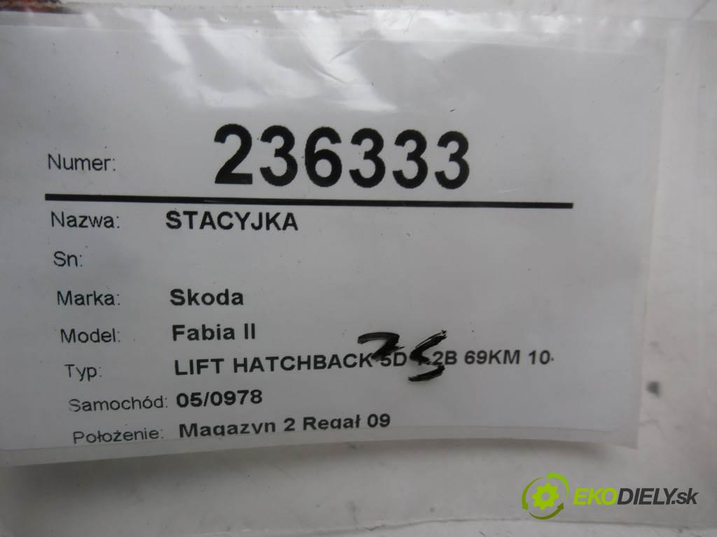 Skoda Fabia II  2010  LIFT HATCHBACK 5D 1.2B 69KM 10-14 1200 spínačka 4B0905851C (Spínací skříňky a klíče)