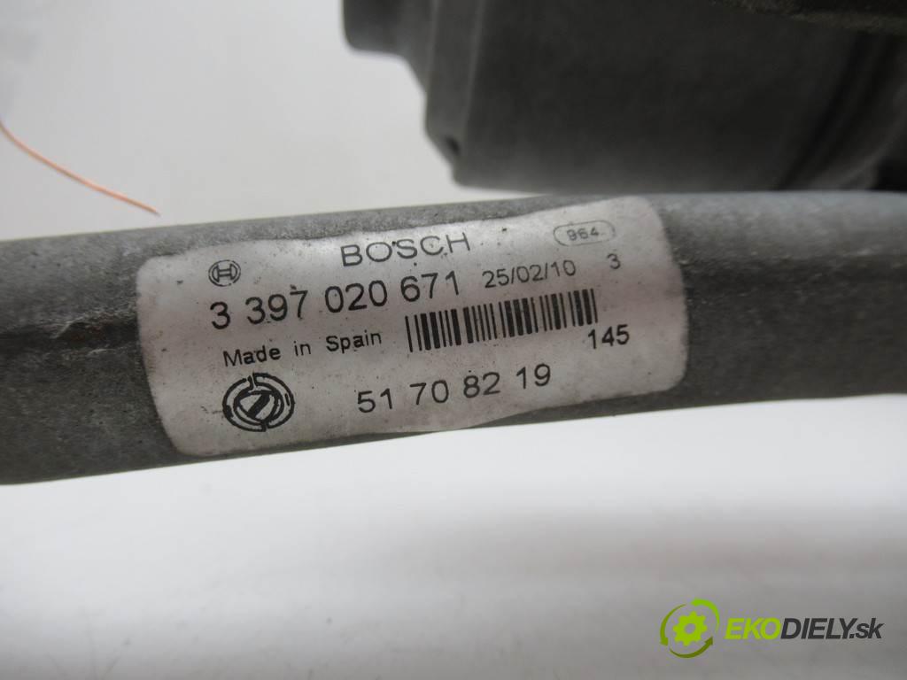 Fiat Croma  2010  LIFT KOMBI 5D 1.9TJD 120KM 05-11 1900 Mechanizmus stieračov predný 51708219 (Motorčeky stieračov predné)