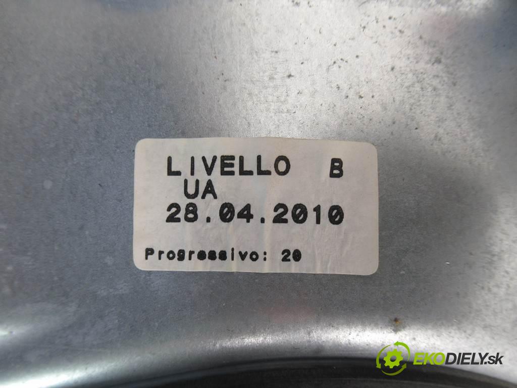 Fiat Croma  2010  LIFT KOMBI 5D 1.9TJD 120KM 05-11 1900 mechanismus okna přední část levý 51796694