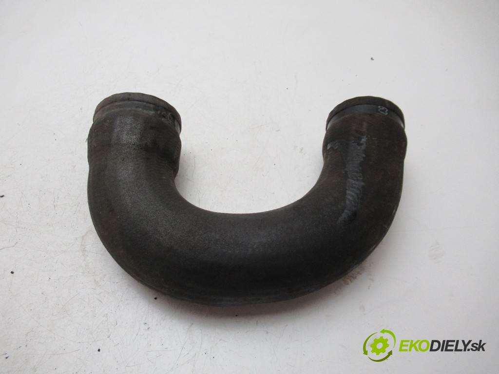 Fiat Croma    LIFT KOMBI 5D 1.9TJD 120KM 05-11  Rúra hadice turba  (Hadice intercoolera)