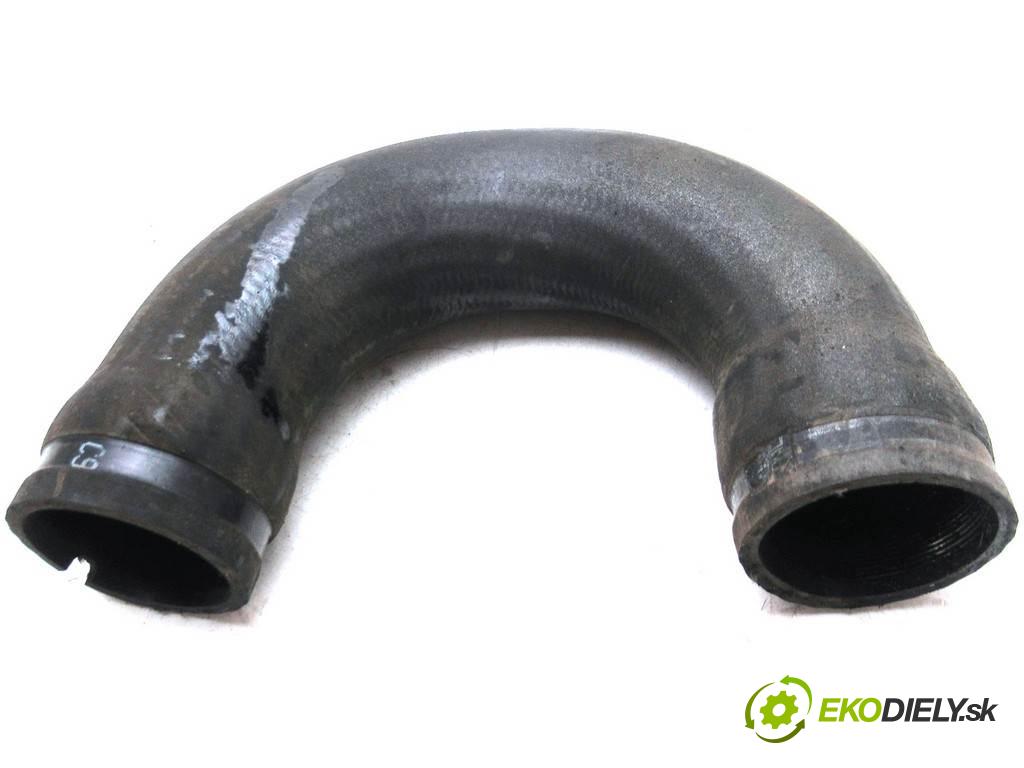 Fiat Croma    LIFT KOMBI 5D 1.9TJD 120KM 05-11  Rúra hadice turba  (Hadice intercoolera)