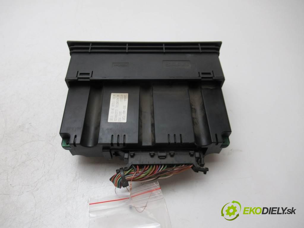 Saab 9-5  2002 88  KOMBI 5D 2.2TID 120KM 97-05 2200 Panel ovládania kúrenia  (Prepínače, spínače, tlačidlá a ovládače kúrenia)