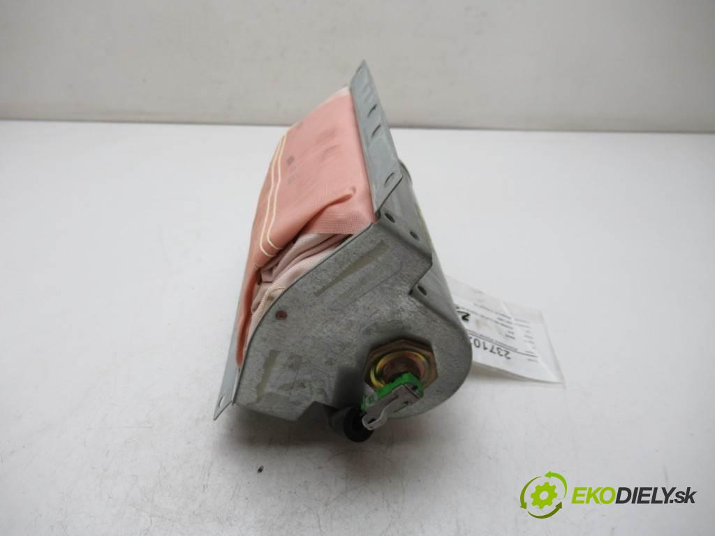 Saab 9-5  2002 88  KOMBI 5D 2.2TID 120KM 97-05 2200 AirBag - spolujazdca 600300800 (Airbagy)