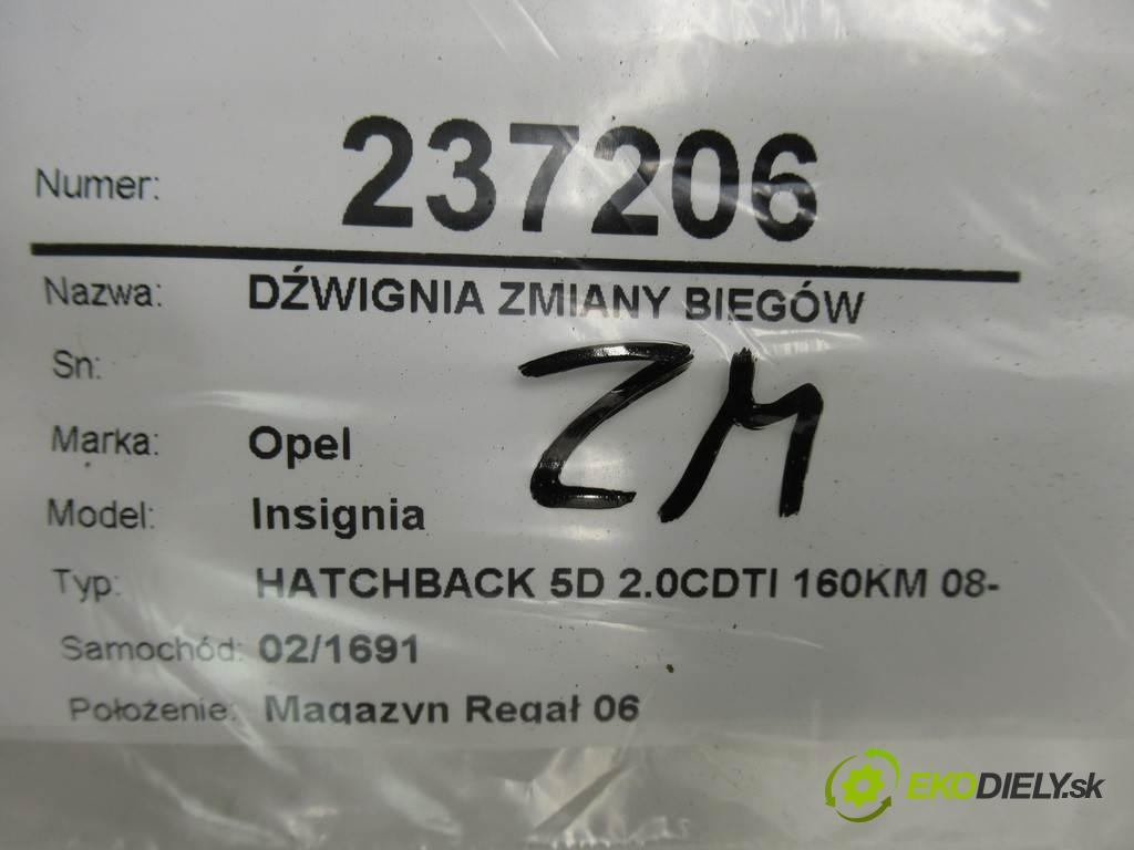 Opel Insignia  2009 96 kW HATCHBACK 5D 2.0CDTI 160KM 08-13 2000 Kulisa - - 55563840 (Rýchlostné páky / kulisy)