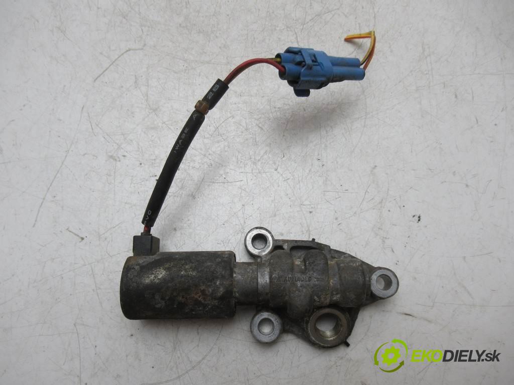 Suzuki Swift III Mk6  2007 92 kW HATCHBACK 3D 1.6B 125KM 05-10 1600 Snímač variabilný fázy -  (Snímače)