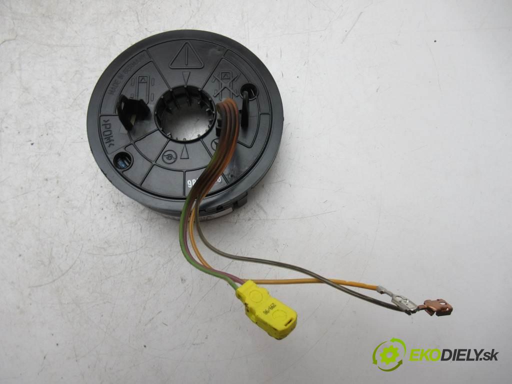 Mercedes-Benz W168  1999  1.4B 82KM 97-04 1400 Krúžok, slimák airbag 0015423918 (Airbagy)