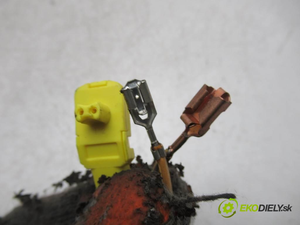 Mercedes-Benz W168  1999  1.4B 82KM 97-04 1400 Krúžok, slimák airbag 0015423918 (Airbagy)