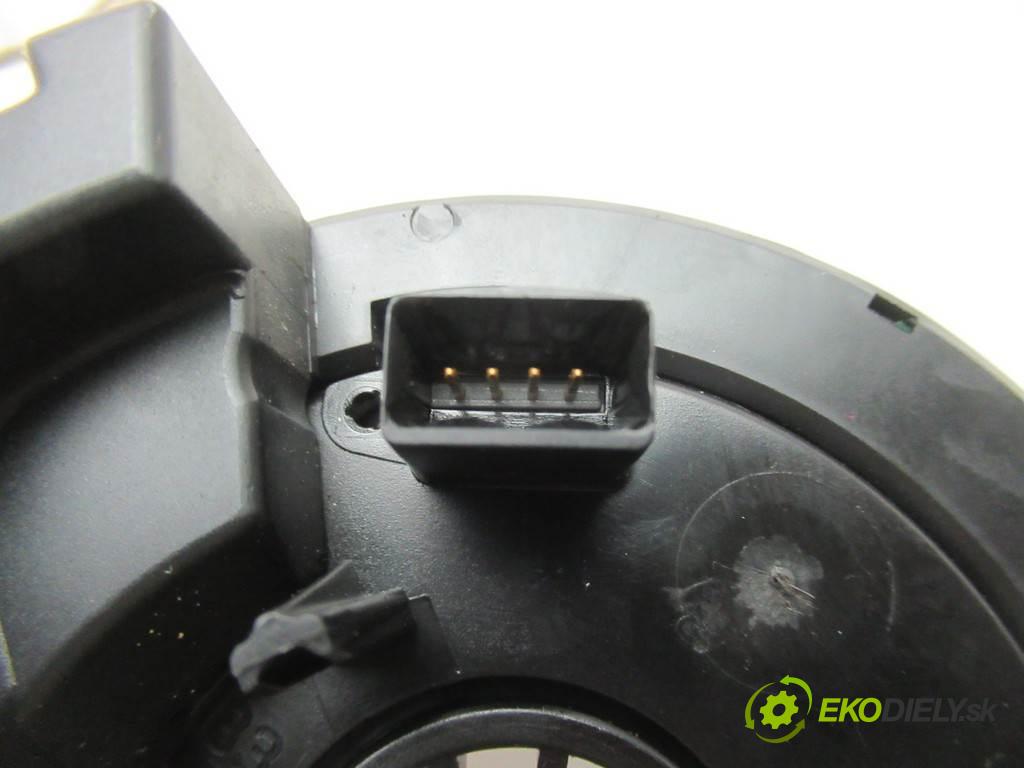 Mercedes-Benz W168  1999  1.4B 82KM 97-04 1400 Krúžok, slimák airbag 0015423918 (Airbagy)