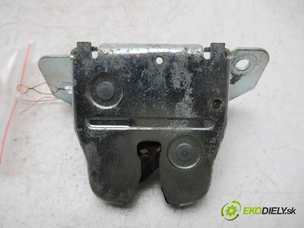 Mercedes-Benz W168  1999  1.4B 82KM 97-04 1400 zámok dveří zadní část A1687400236