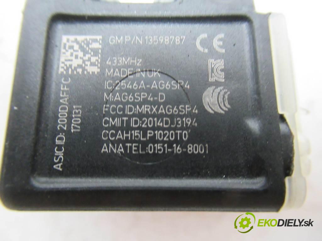 Opel Astra J    A  Snímač tlaku pneumatika 13598787 (Snímače tlaku v pneumatikách)
