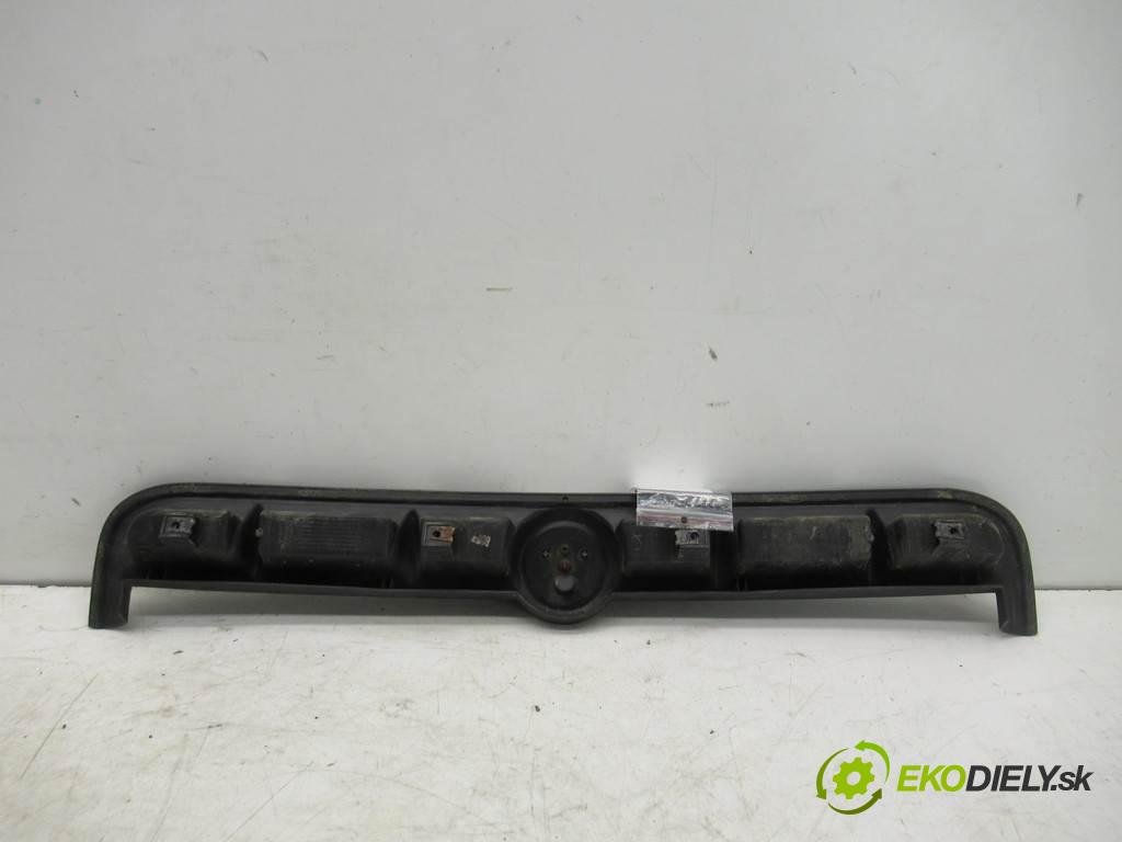 Fiat Doblo  2003  1.9D 63KM 00-05 1900 mřížka maska 735268388 (Mřížky (masky) chladičů)