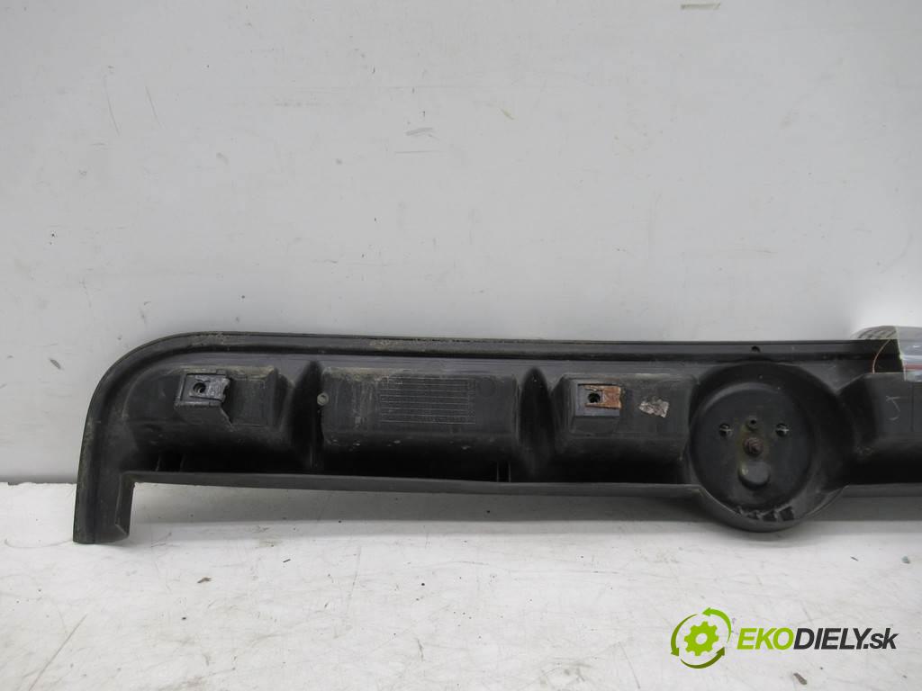 Fiat Doblo  2003  1.9D 63KM 00-05 1900 mřížka maska 735268388 (Mřížky (masky) chladičů)