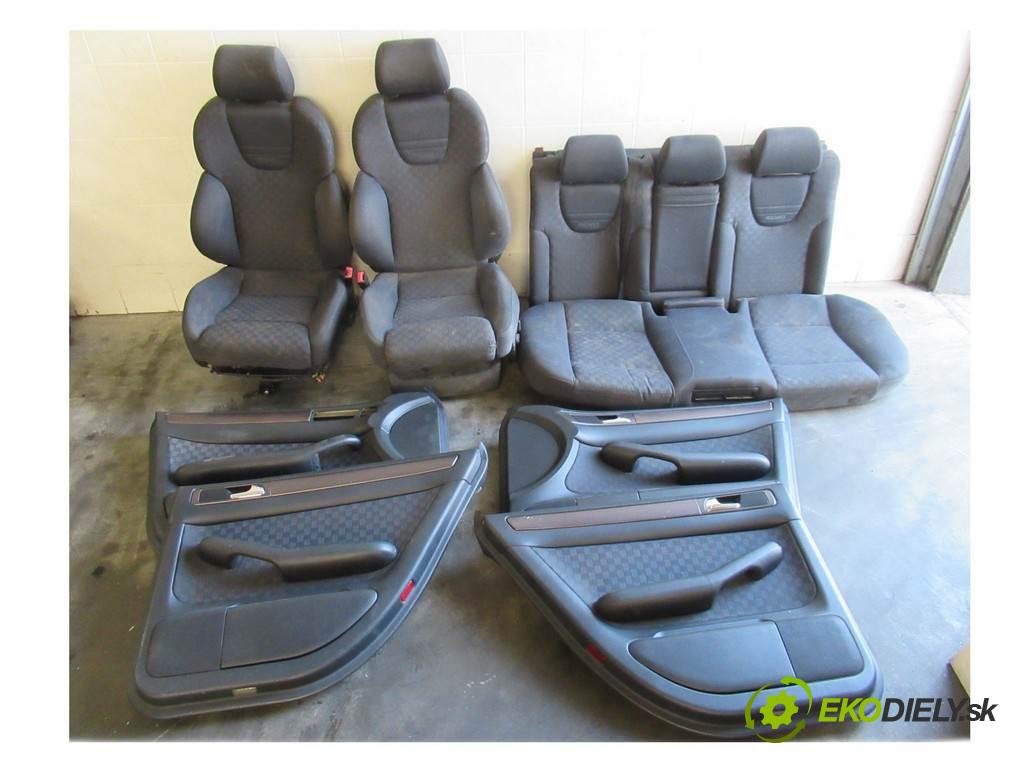 Audi A6 C5  2000  KOMBI 5D 2.5TDI 150KM 97-04 2500 Sedadlá, sedačky Sedadlo bočné -
