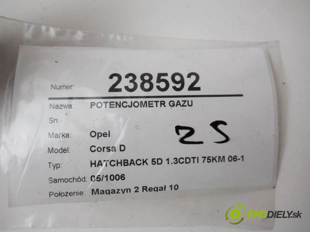 Opel Corsa D   2007 55kw HATCHBACK 5D 1.3CDTI 75KM 06-14 1300 potenciometr plynového pedálu 55702020 (Pedály)