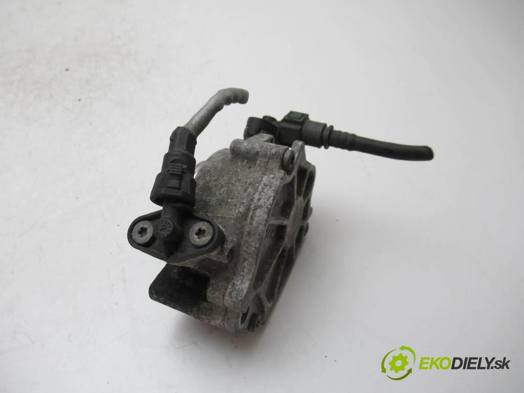 Citroen Berlingo II  2011 68 kw III 1.6HDI 92KM 08-18 1560 Pumpa vákuová 9684786780