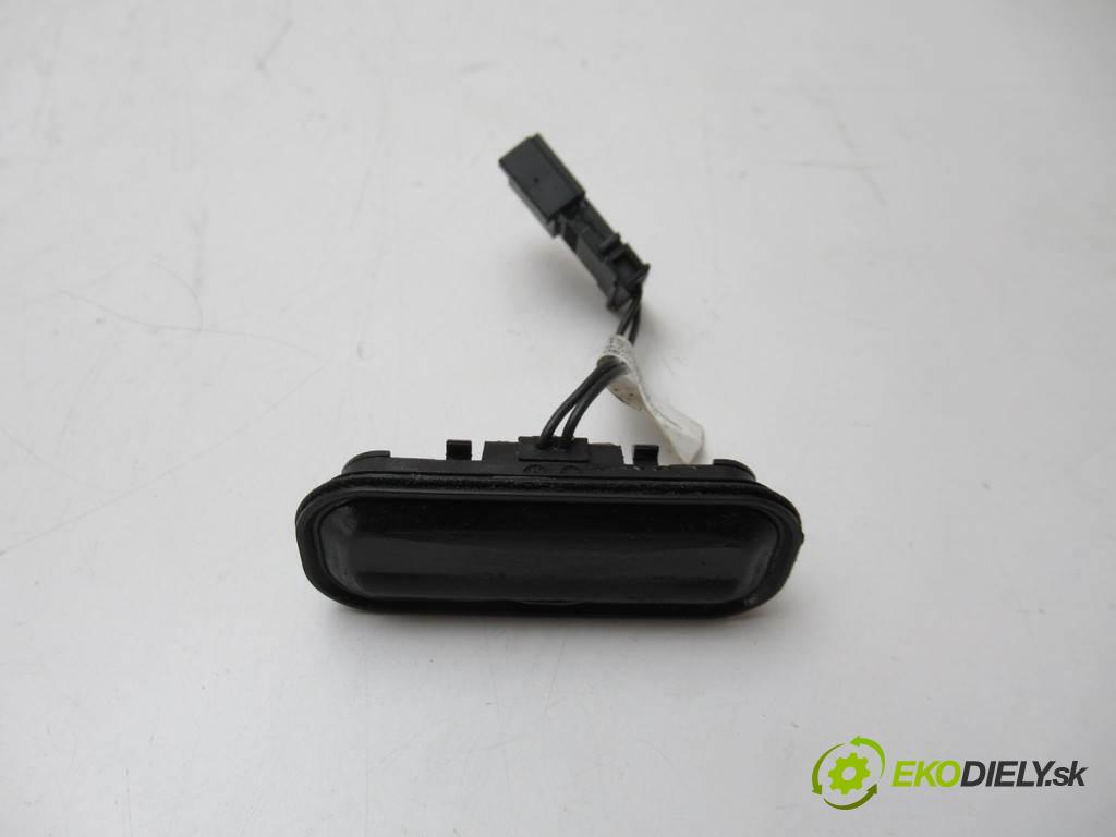 Opel Astra IV J  2011  KOMBI 5D 1.7CDTI 125KM 09- 1700 klika zadní část dveří 13298054